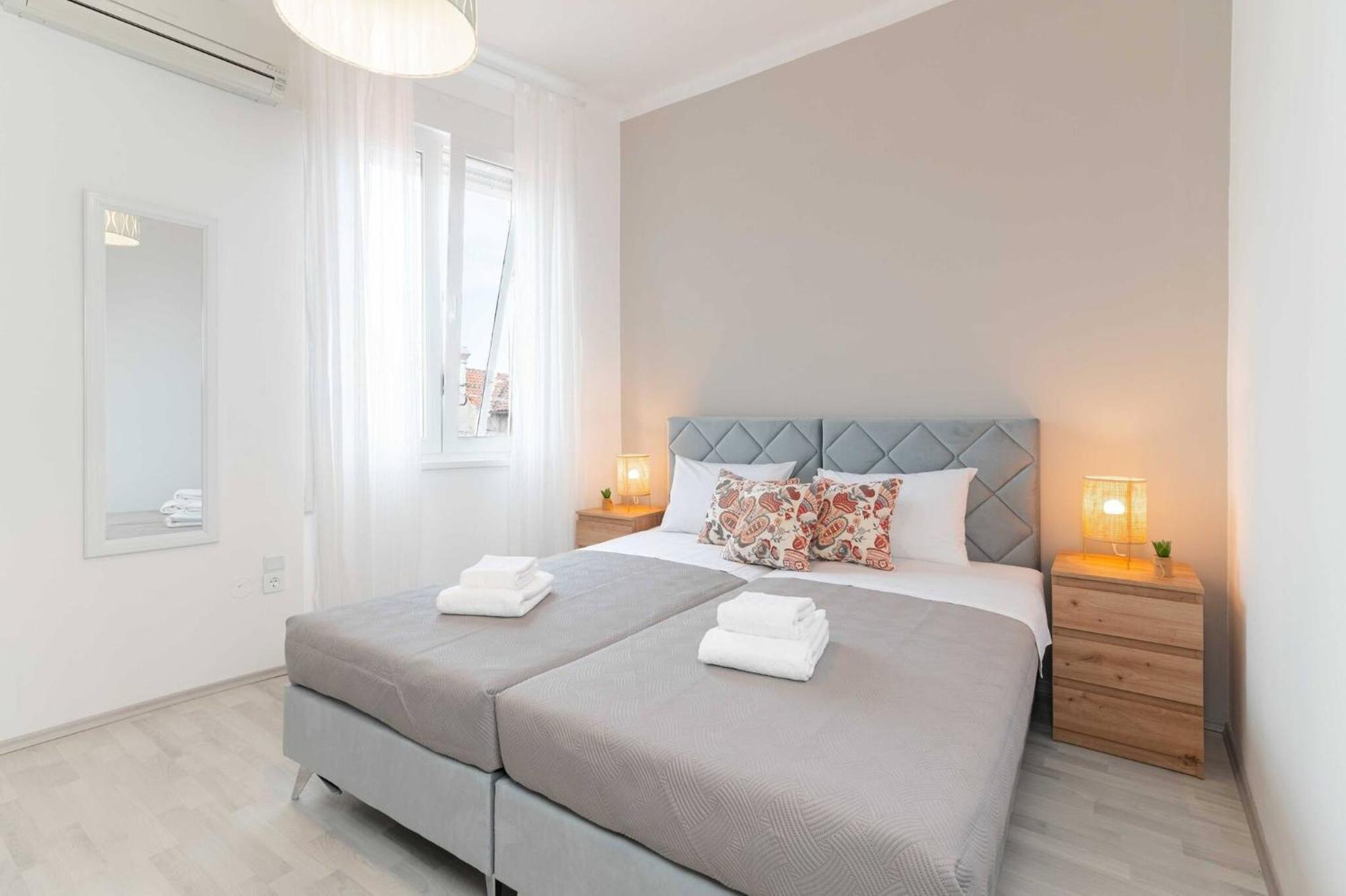 My Dalmatia - Sunset Apartment Kalelarga 扎达尔 外观 照片
